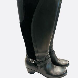 Women's Clark’s  Knee High Boots 8 M Black Leather upper Wide Calf